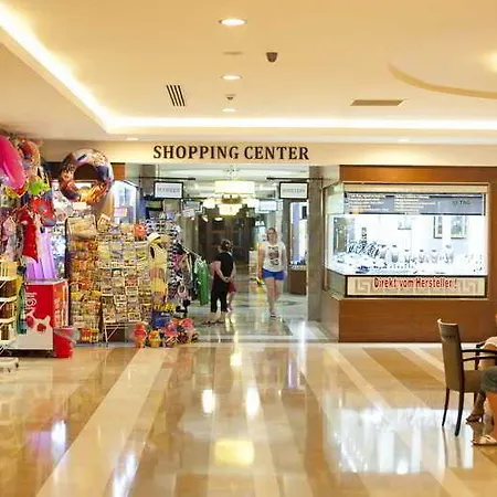 Üdülőközpont Diamond & 5*