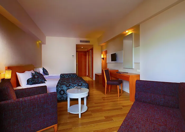 Diamond & Ośrodek wypoczynkowy 5*