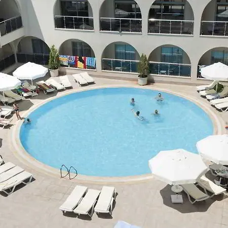 אתר נופש Diamond Beach & Spa