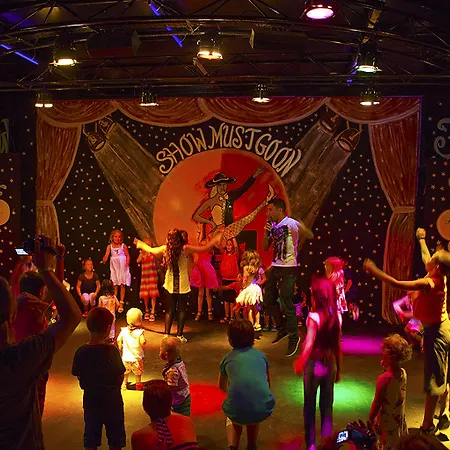 Diamond & אתר נופש