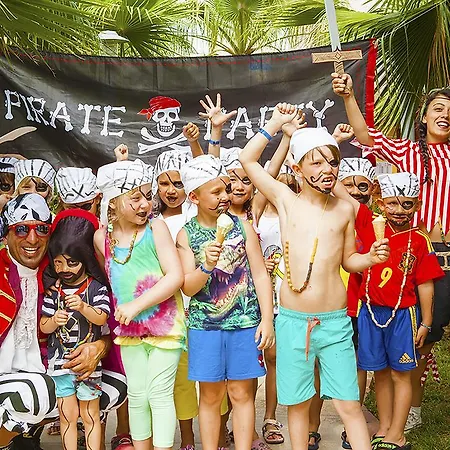 Diamond & אתר נופש