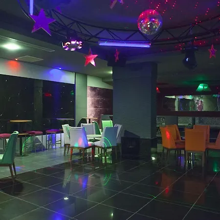 Diamond Beach & Spa סייד